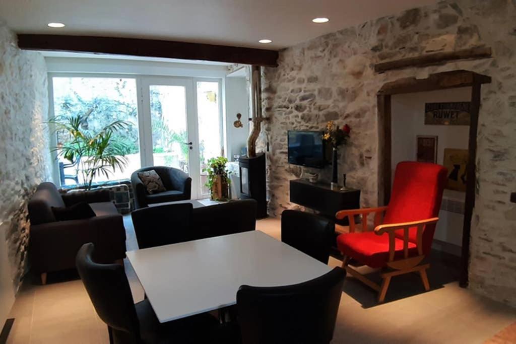 Villa Havre De Paix Au Pied De La Montagne Les Ilhes Exterior foto